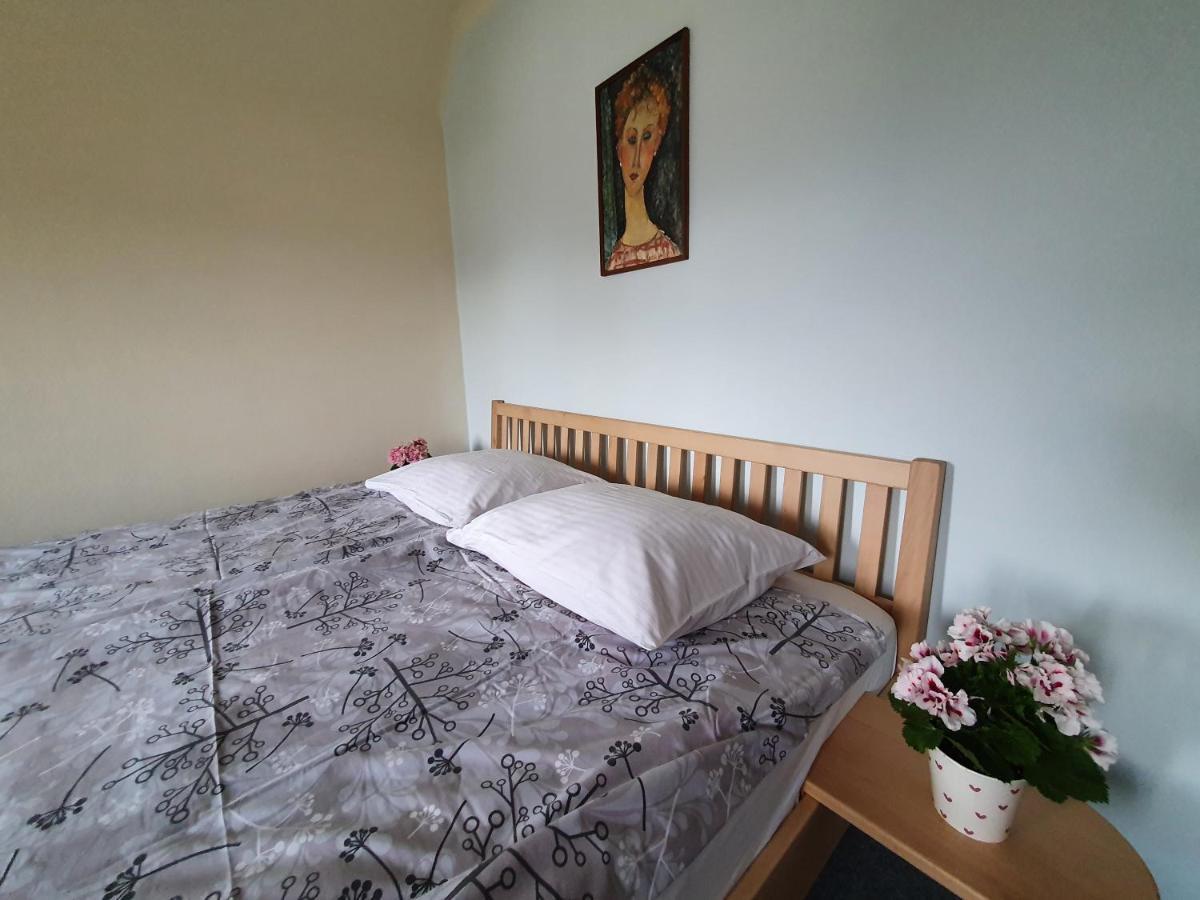 Ttt Guest house