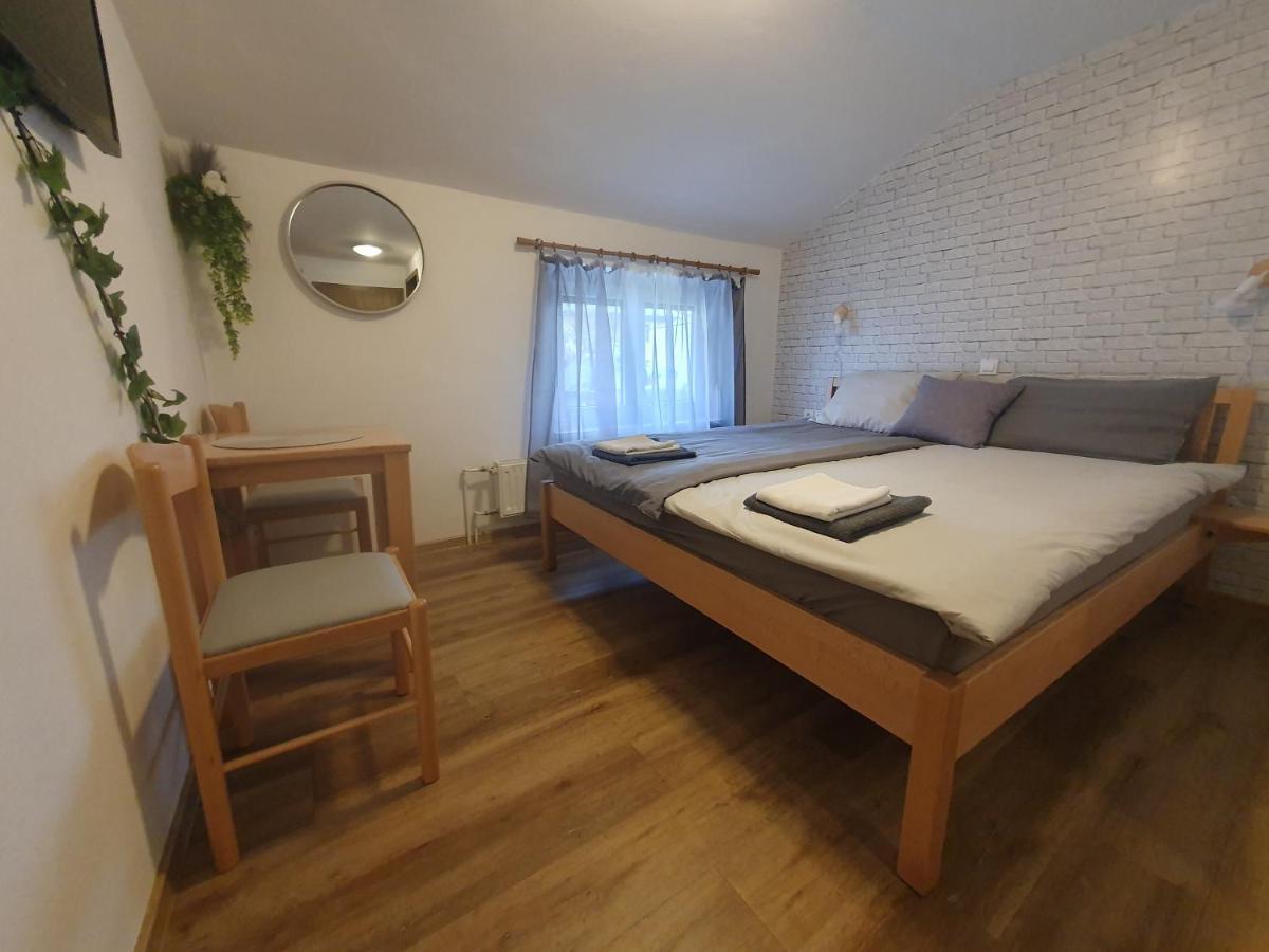 Ttt Guest house